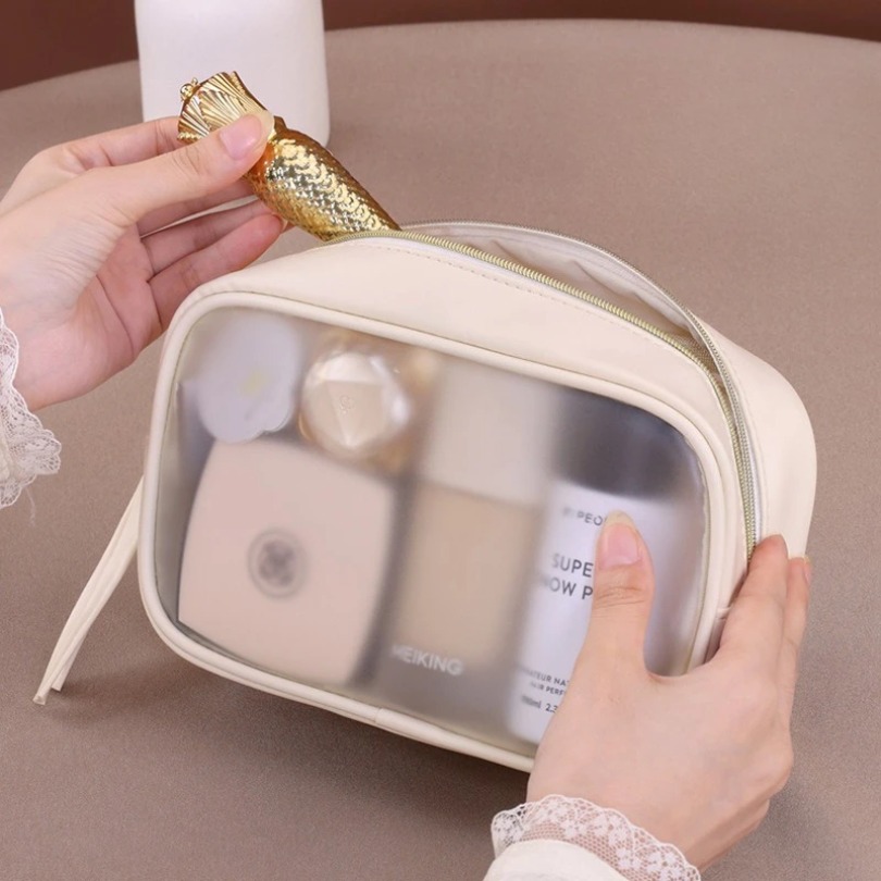 Yarı Şeffaf Lüks Makyaj Çantas - Luxury Skincare Women incelemesi ve fiyatı